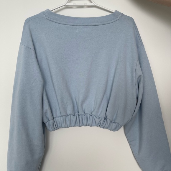 Baby blue elastic cropped sweater - Picture 2 of 7